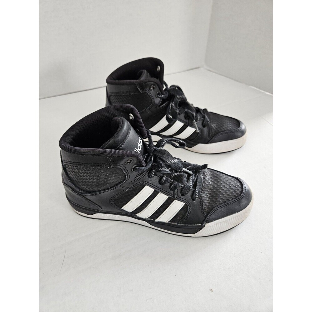 Size 7 - adidas Raleigh Mid Black AW5405